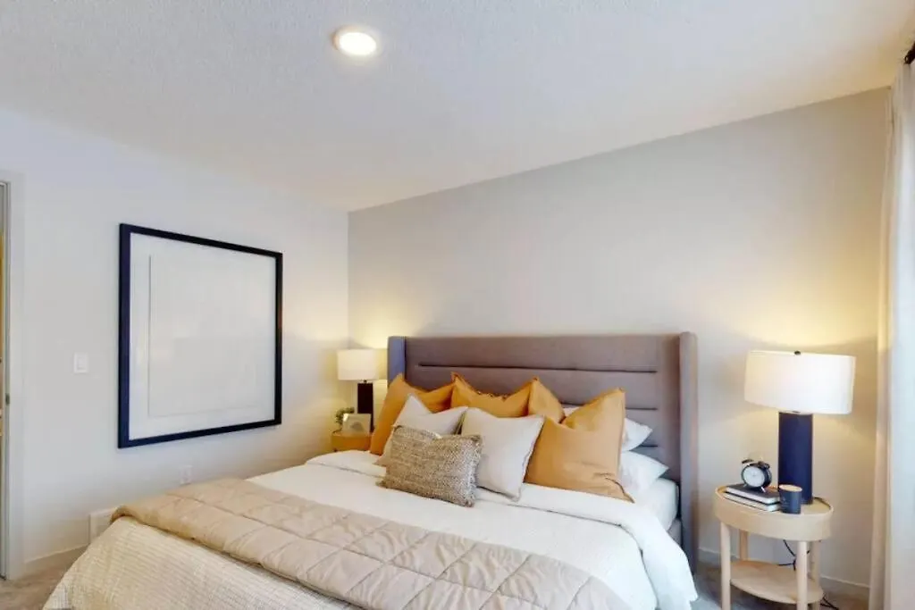 Exquisite 3Bedroom Home, 16M To Wem & 25M To Yeg Edmonton 0*,  Canada